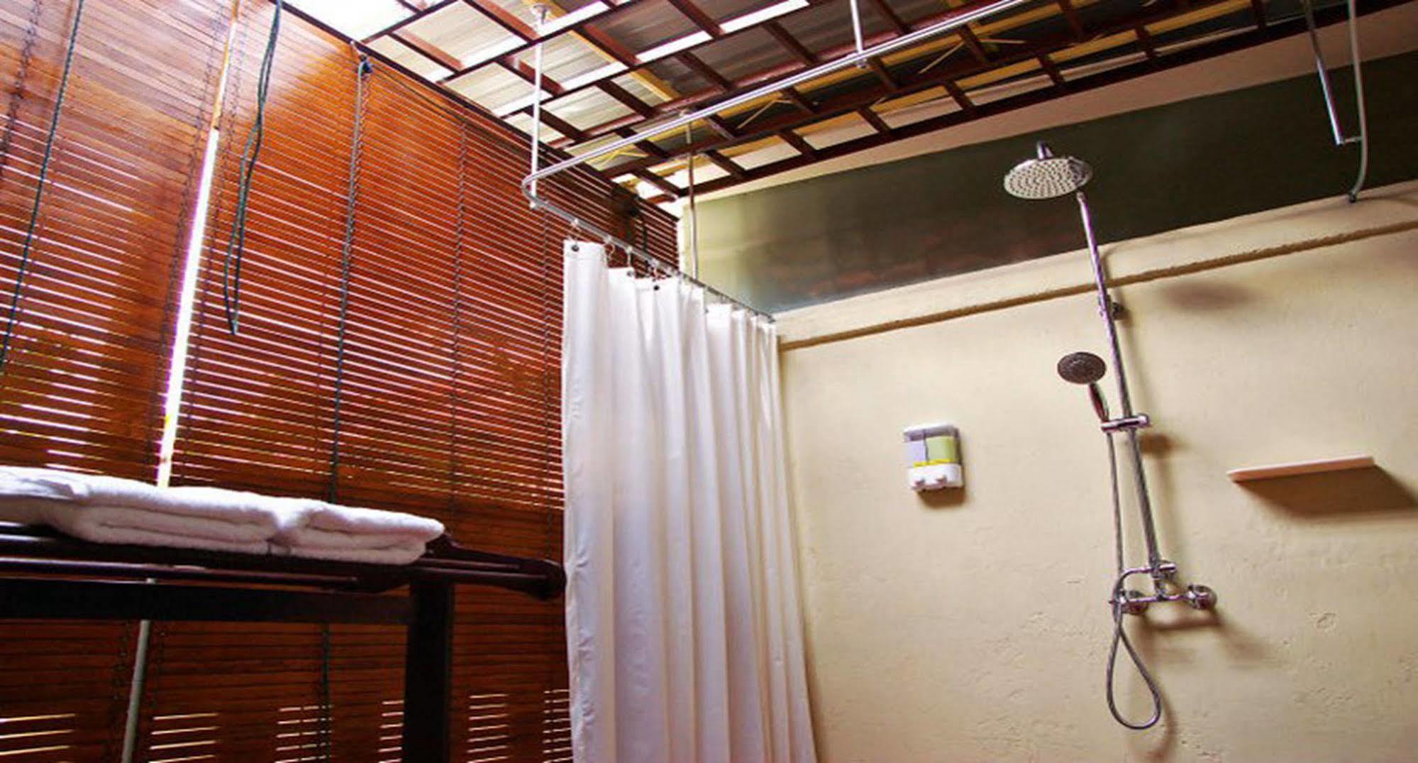 Dwell By Palanquinn George Town Bagian luar foto